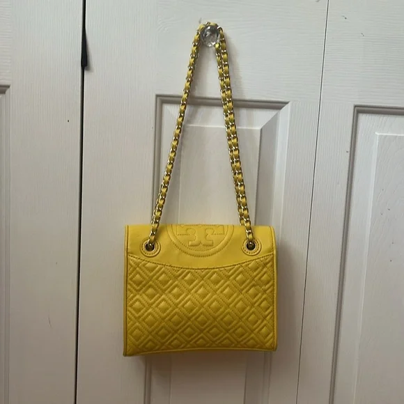 Tory Burch Alexa Yellow Leather Logo Convertible Bag - Picture 11 of 16